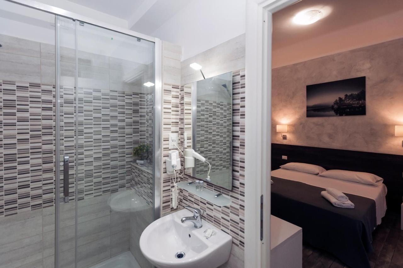 Tiburtina Inn Guest House Рим Экстерьер фото